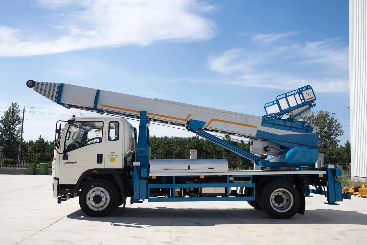 王场镇云梯上料车租赁费用